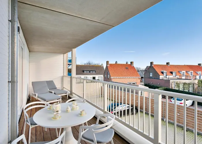 Modern Appartement Met Doorkijk Op De Duinen