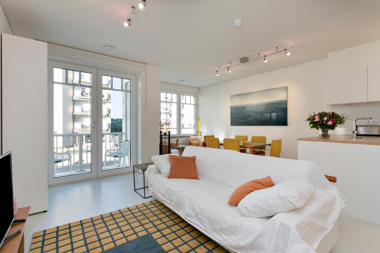 Apartment Modern Met Doorkijk Op De Duinen
