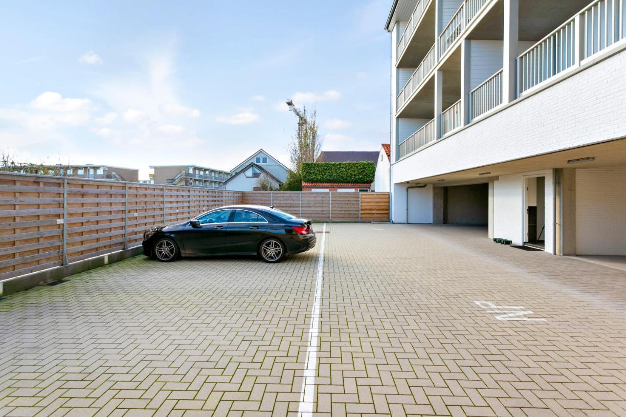 Modern Met Doorkijk Op De Duinen Apartment Cadzand